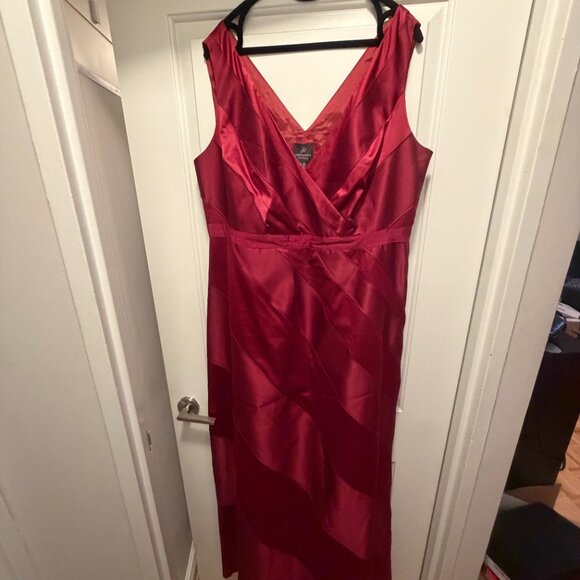 NWT! NEVER WORN! Adrianna Papell Fabric Combo Satin Ball Gown - Cranberry 18W - Picture 2 of 9